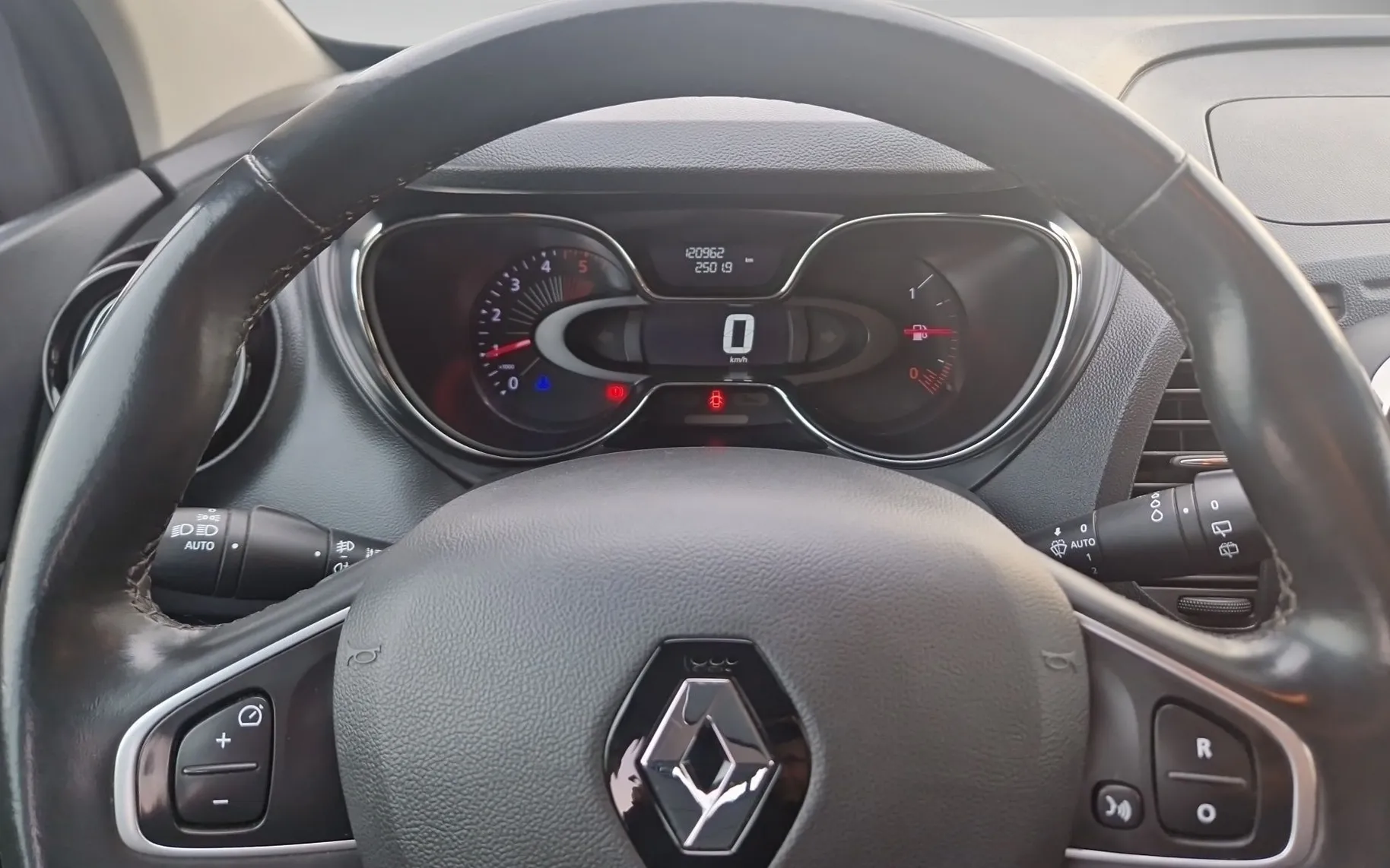 Zunanja slika - Renault Captur - Dynamique Energy dCi 90 - 11