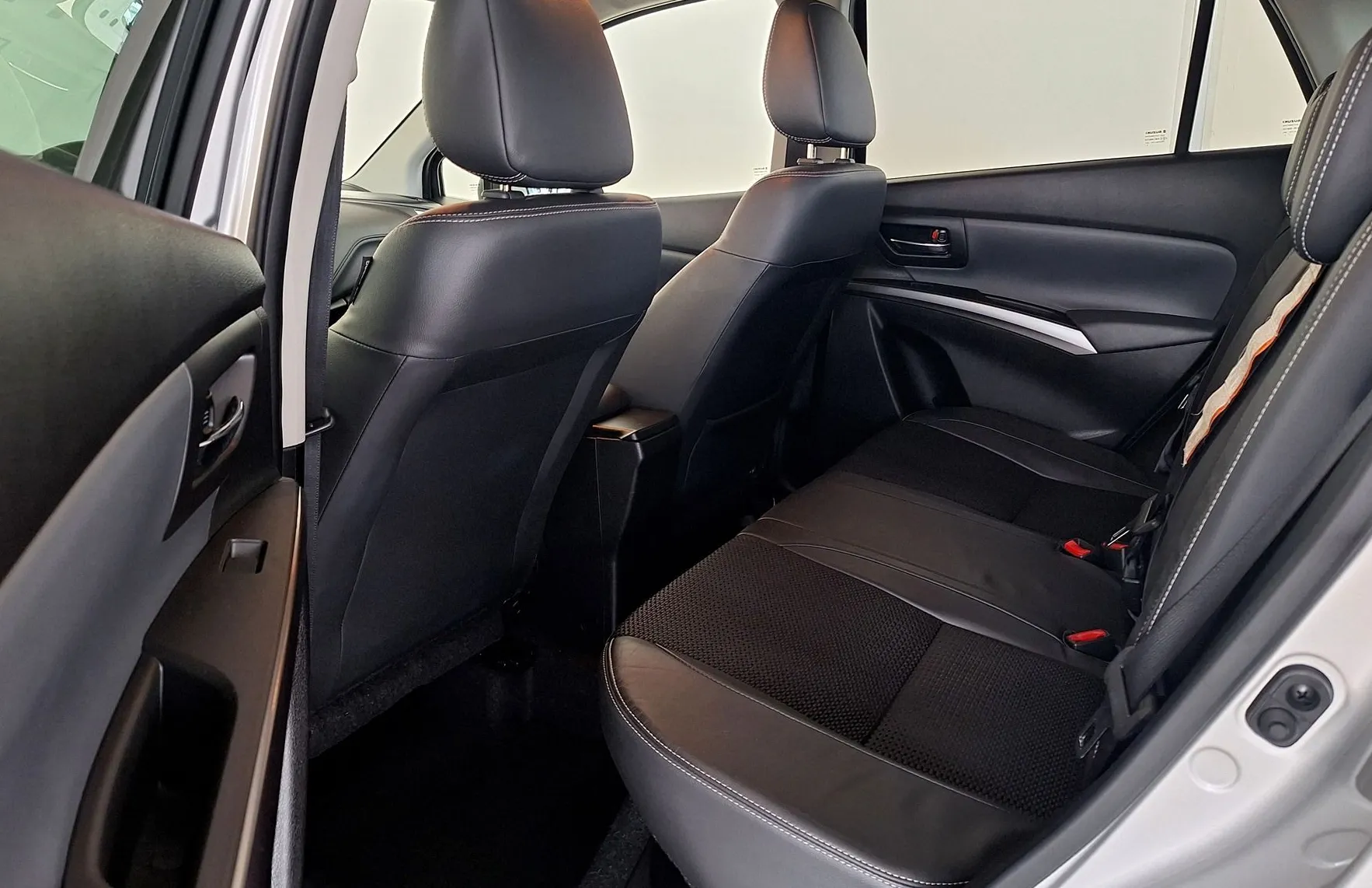 Zunanja slika - Suzuki S-Cross - 1.4 MHEV ELEGANCE ALLGRIP•KAM360•PARK.SENZORJI•ACC - 16
