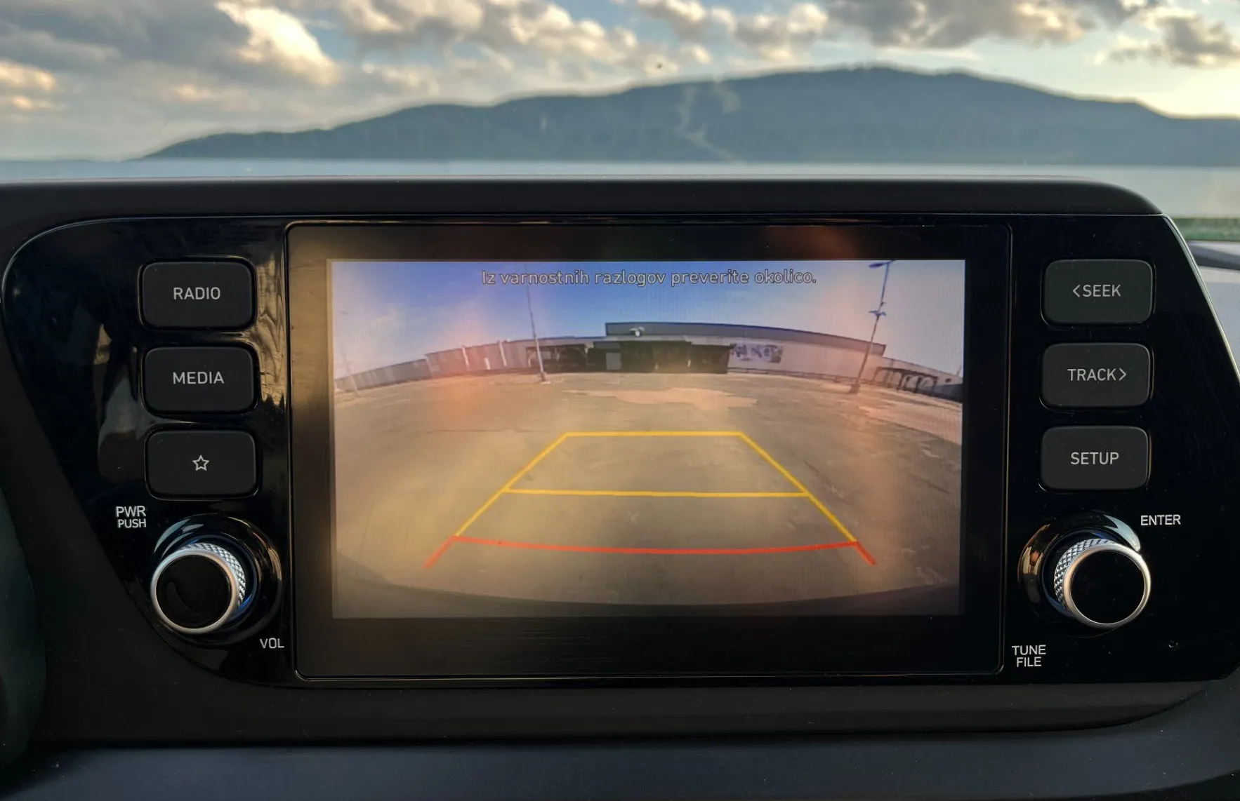 Zunanja slika - Hyundai Bayon - 1.0 T-GDI Style.LED.VZR.KAM.LANE AS.ACC 22.768 KM - 18