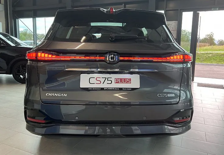 Zunanja slika - Changan CS75 Plus - 8AT FULLED•ACC•BLIS•PANOR•NAVI•KAMER-360•19C• - 7