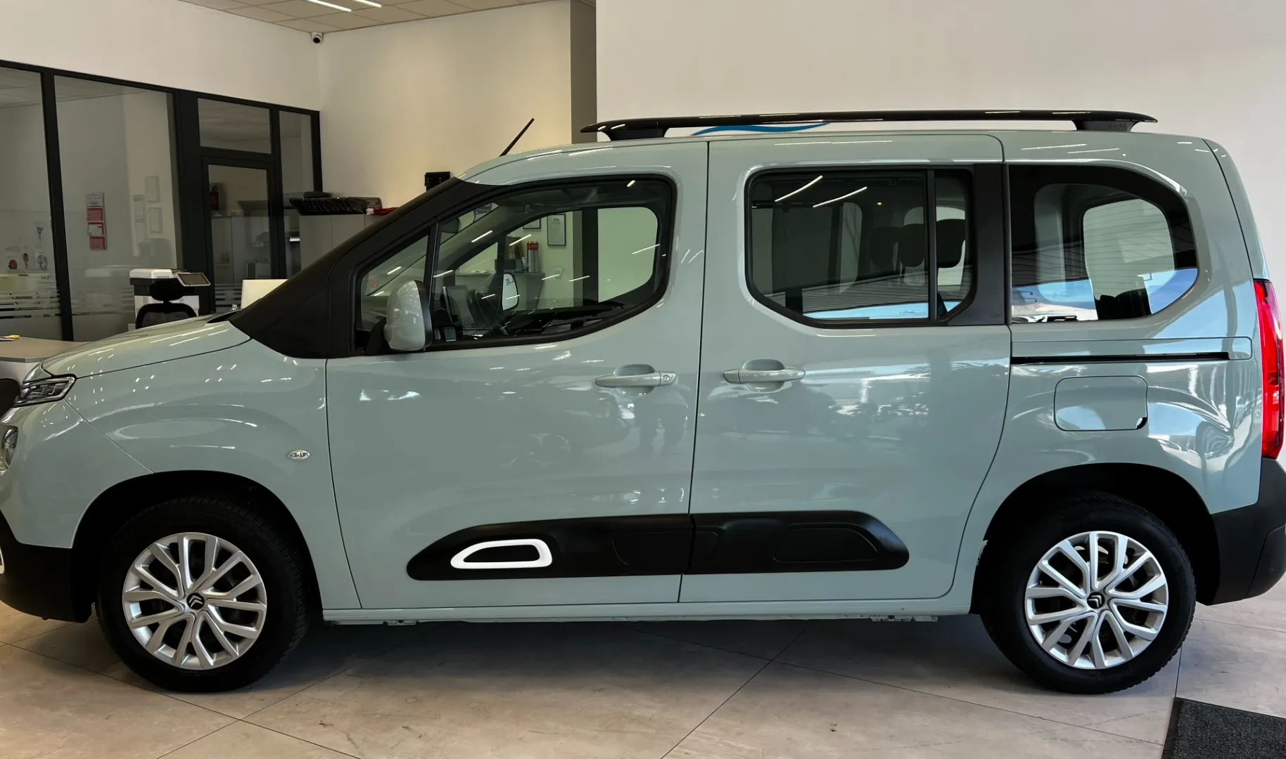 Zunanja slika - Citroën Berlingo - 1,5 BlueHDi 100 S&S Live M - 7