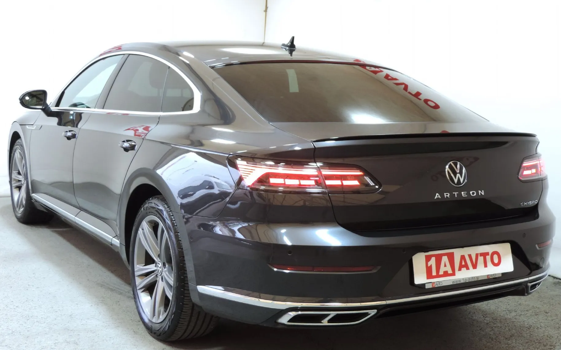 Zunanja slika - VW Arteon - 1.4 TSI eHybrid avt.160kW R-Line PRIKLJUČNI HYBRID - 7