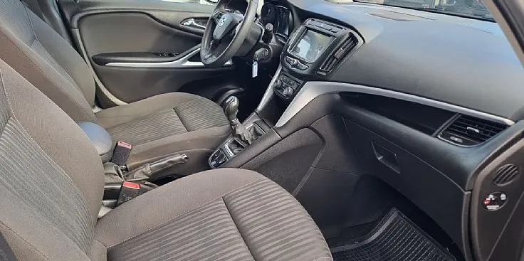 Zunanja slika - Opel Zafira - 1.6 CDTI - BREZ POLOGA - OPRAVLJEN VELIKI SERVIS - 9