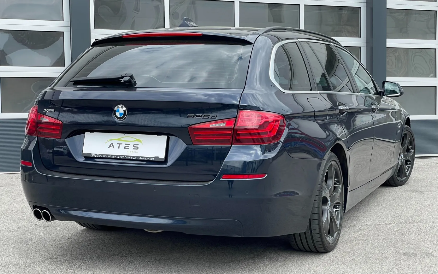 Zunanja slika - BMW Serija 5 - 520d xDrive touring Avt. - 5