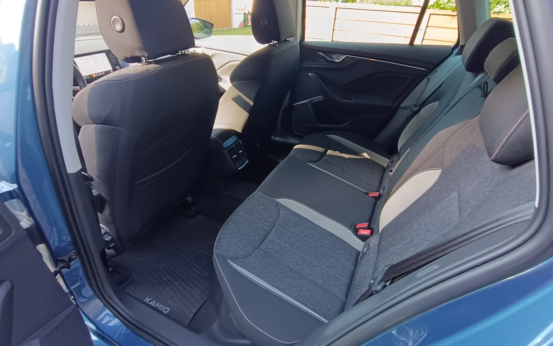 Notranja slika - Škoda Kamiq - 1,5 TSI Style DSG - 7
