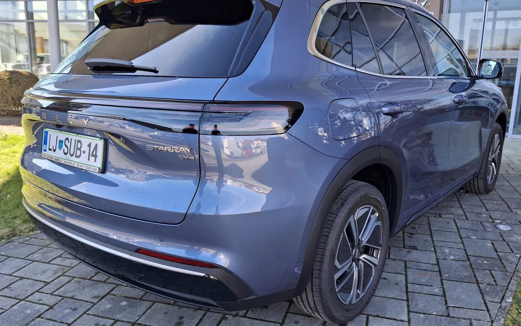 Zunanja slika - Geely StarRay - EM-i 1.5 PHEV 7DCT MAX - 4