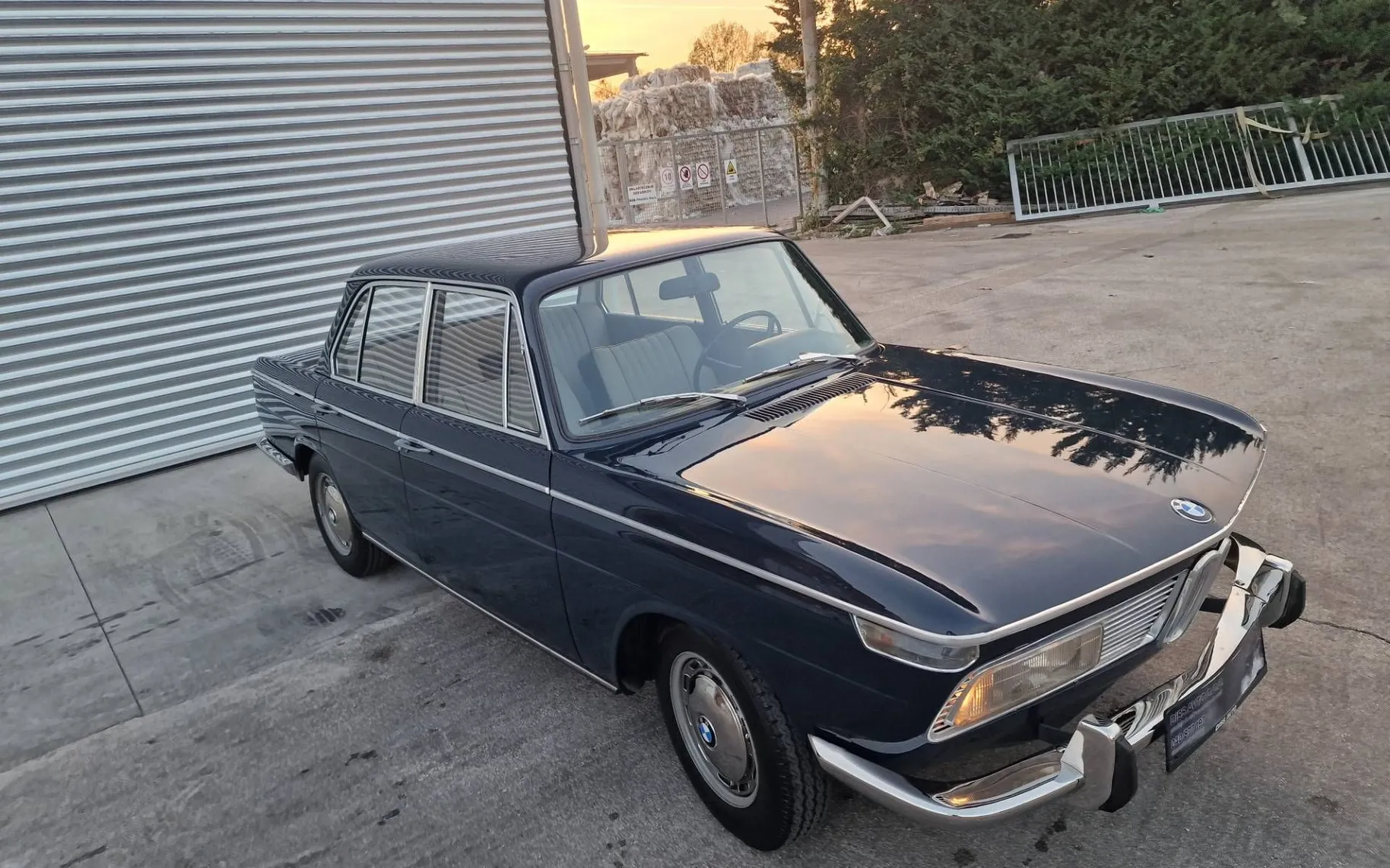 Zunanja slika - BMW 2002 - 60.000km AVT. OLDTIMER CERTIFIKAT - 6