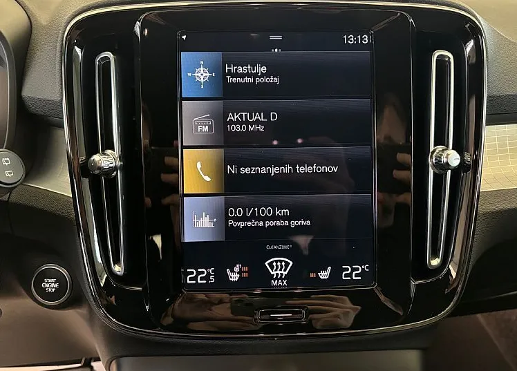 Zunanja slika - Volvo XC40 - T5 Plus Bright Recharge AT FWD - 12
