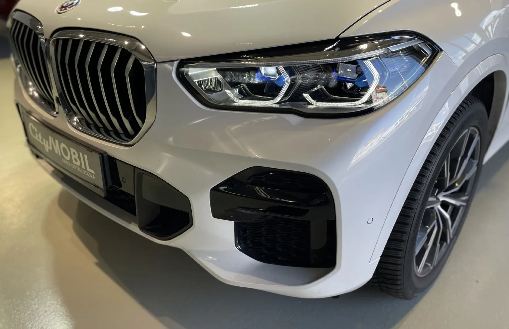 Zunanja slika - BMW X5 - serija : 4.0i-1.LAST.-HEADUP-PANORAMA-VIRTUAL-MEMORY-LED - 5