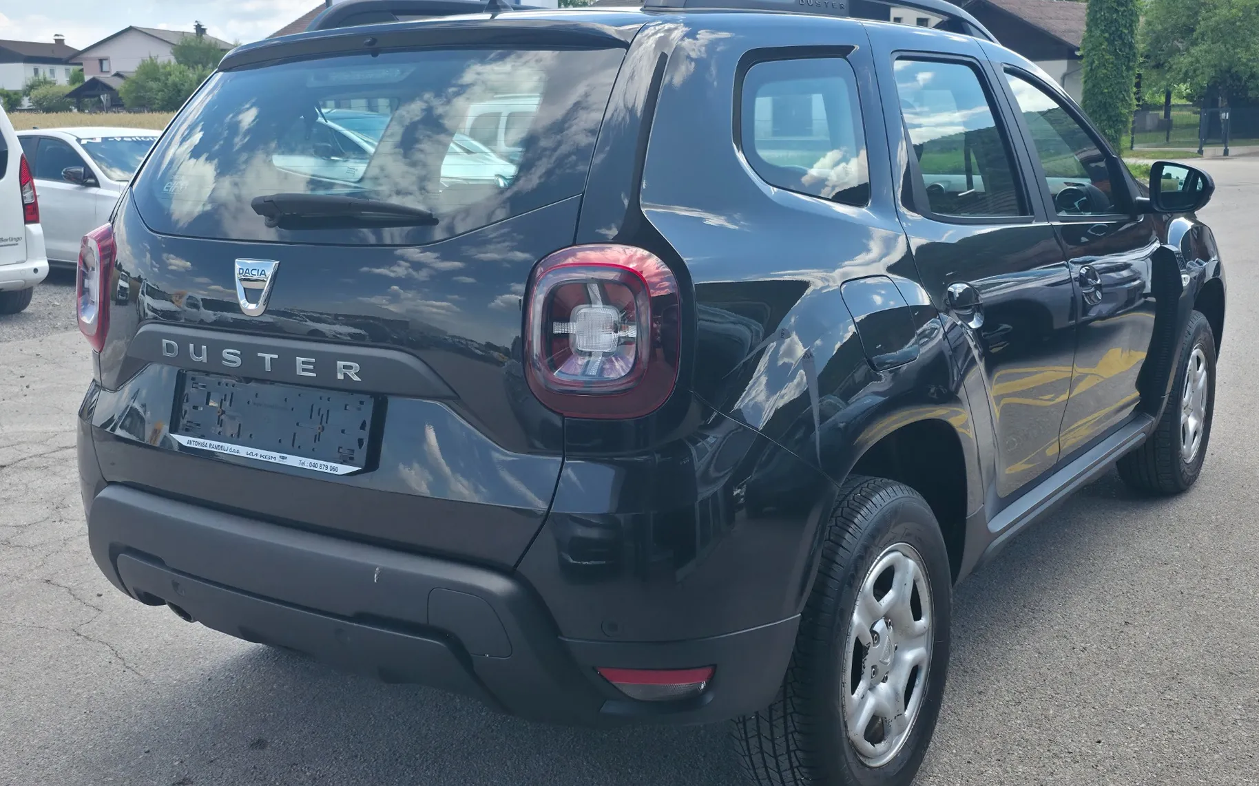 Zunanja slika - Dacia Duster - 4x4 1.2 TCe Comfort - 2