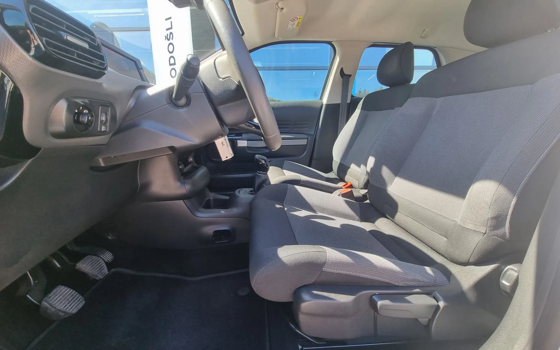 Zunanja slika - Citroën C4 - Cactus 1.6 HDi - SLOVENSKO POREKLO - POTRJENA SERVISNA - 11