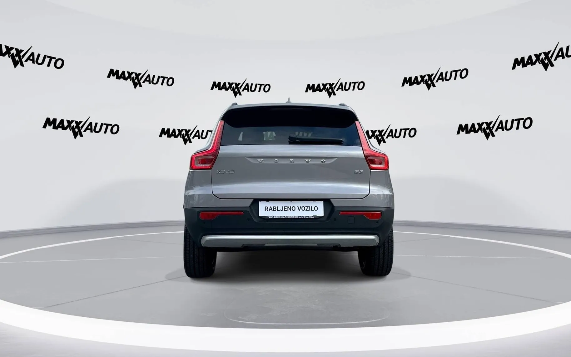 Zunanja slika - Volvo XC40 - B3P Core Avt. - 6
