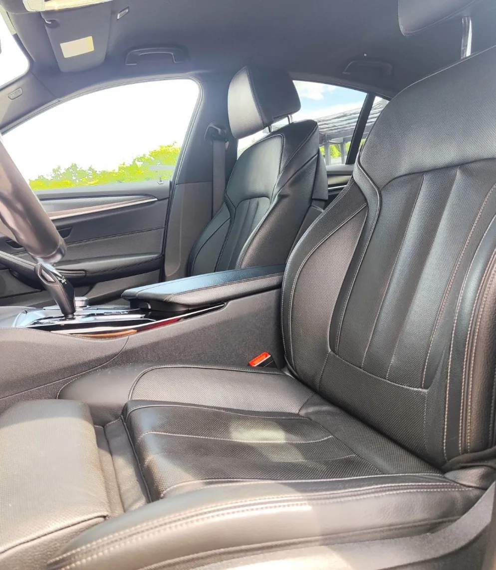Zunanja slika - BMW Serija 5 - : 520d Avt.M-PAKET HEAD UP HLAJENJE KAMERA KEYLESS - 11