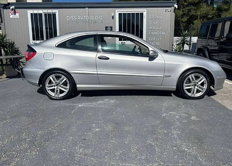 Zunanja slika - Mercedes-Benz C-Razred - C 200 OBROK 84X-42EUR NA KREDIT BREZ POLOGA... - 8