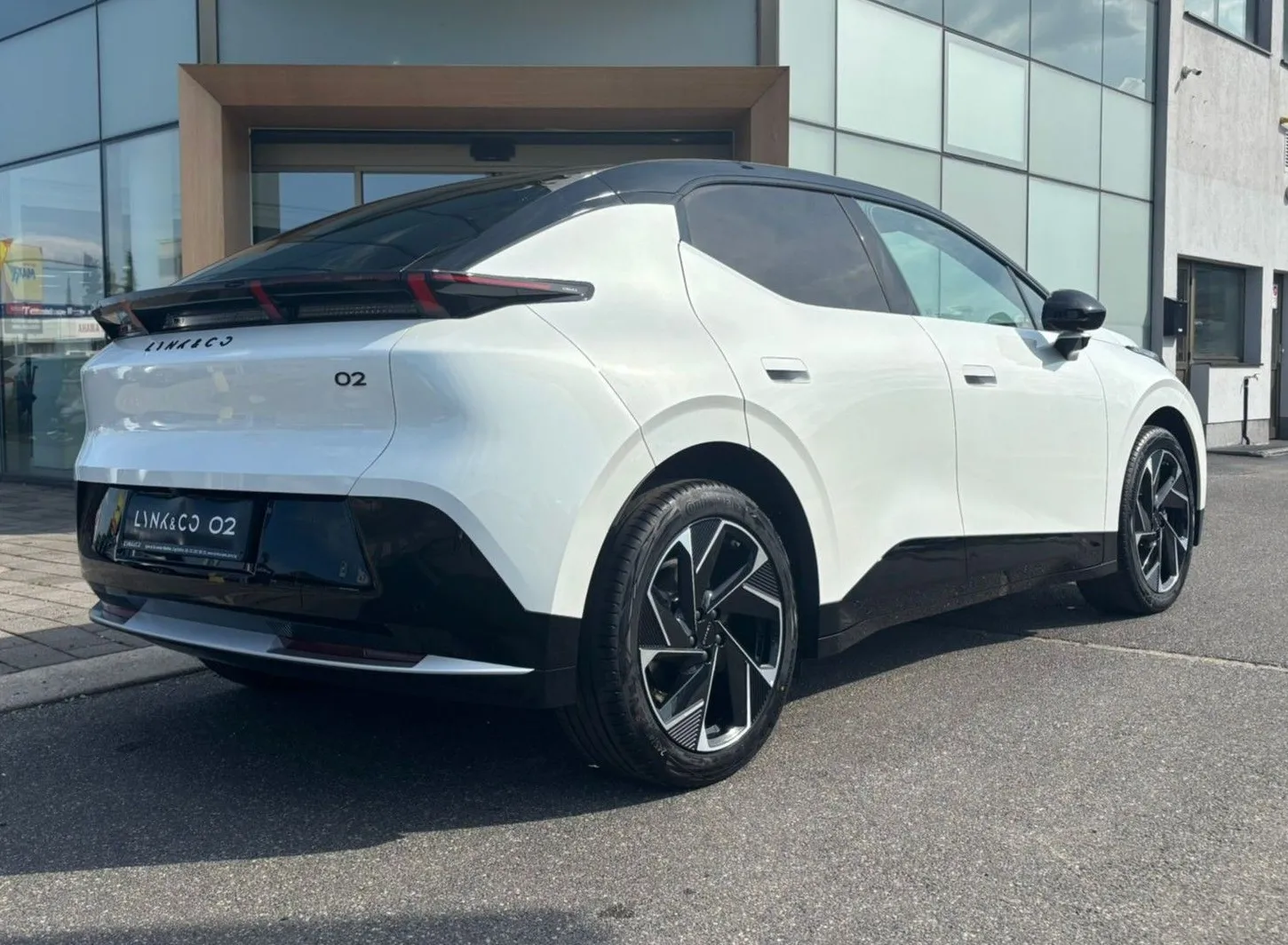 Zunanja slika - Lynk & Co 02 - MORE 66kWH - 4