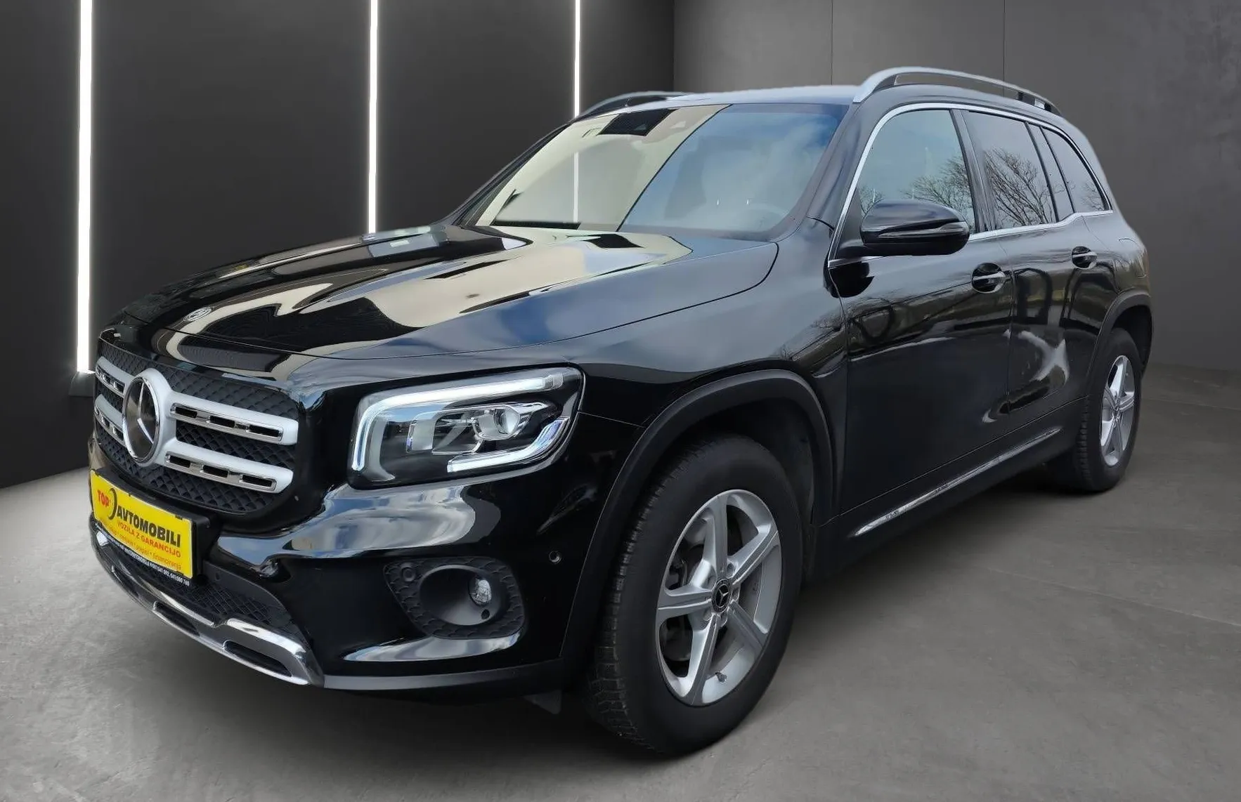 Zunanja slika - Mercedes-Benz GLB-Razred - 200 d  DISTRONIC LED NAVI KAMERA USNJE TOP OBROKI. - 12