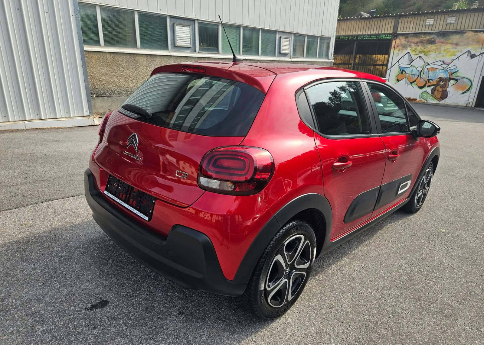 Zunanja slika - Citroën C3 - 1,2 PureTech 83 - Feel Nav - 5
