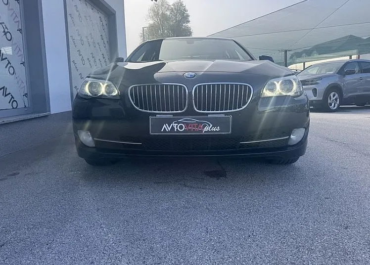 Zunanja slika - BMW Serija 5 - : 525d xDrive Xenon Navigacija Tempomat Aut. F1 Slo - 2