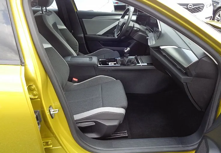 Zunanja slika - Opel Astra - 1.2 Turbo - ODLIČNA - VSA SERVISNA ZGODOVINA - 7