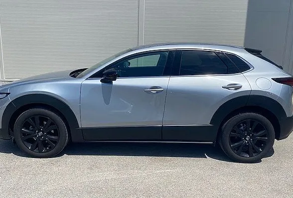 Zunanja slika - Mazda CX-30 - G122 Homura - 3