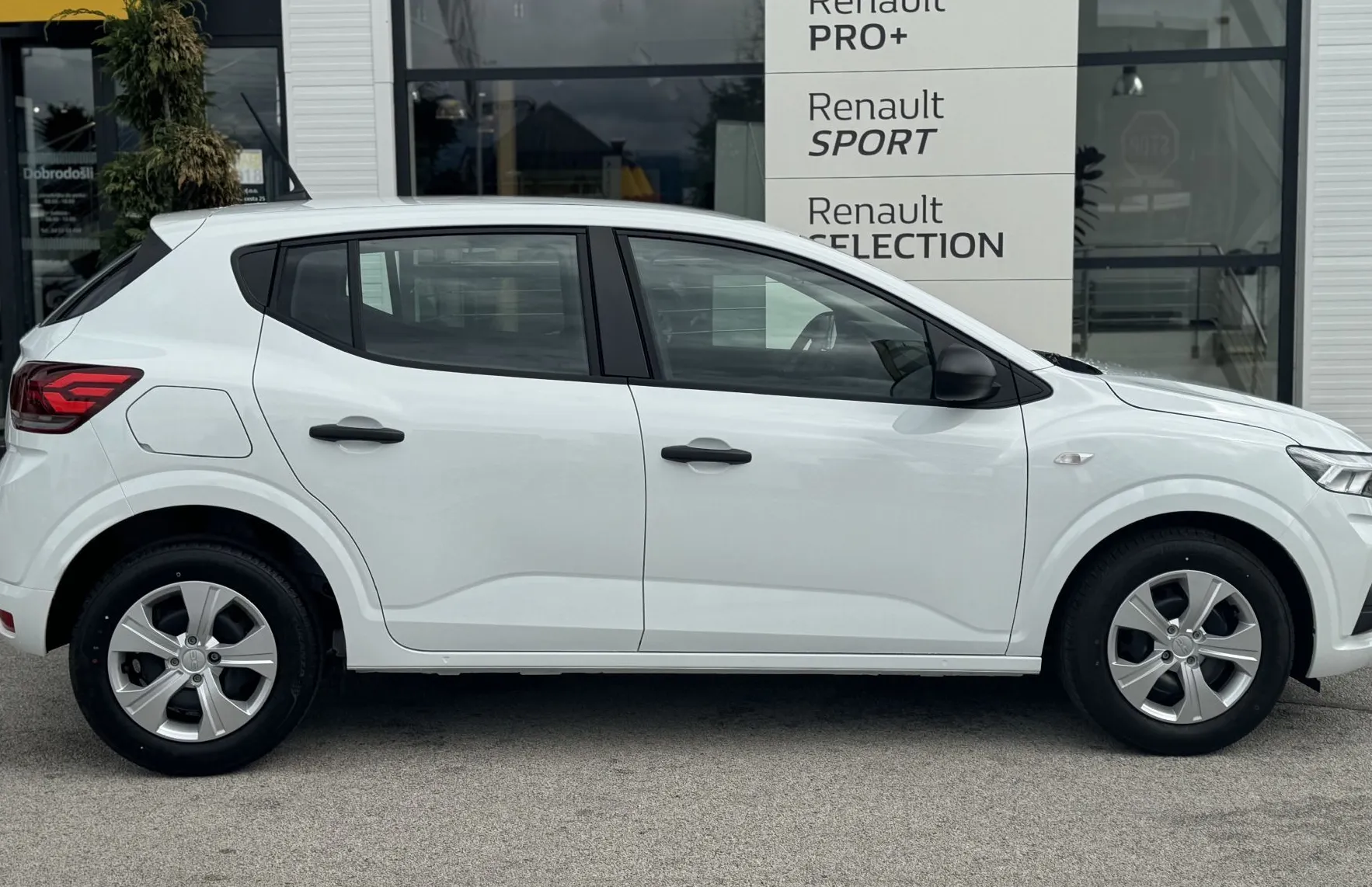 Zunanja slika - Dacia Sandero - 1.0 TCe 100 Essential - 6