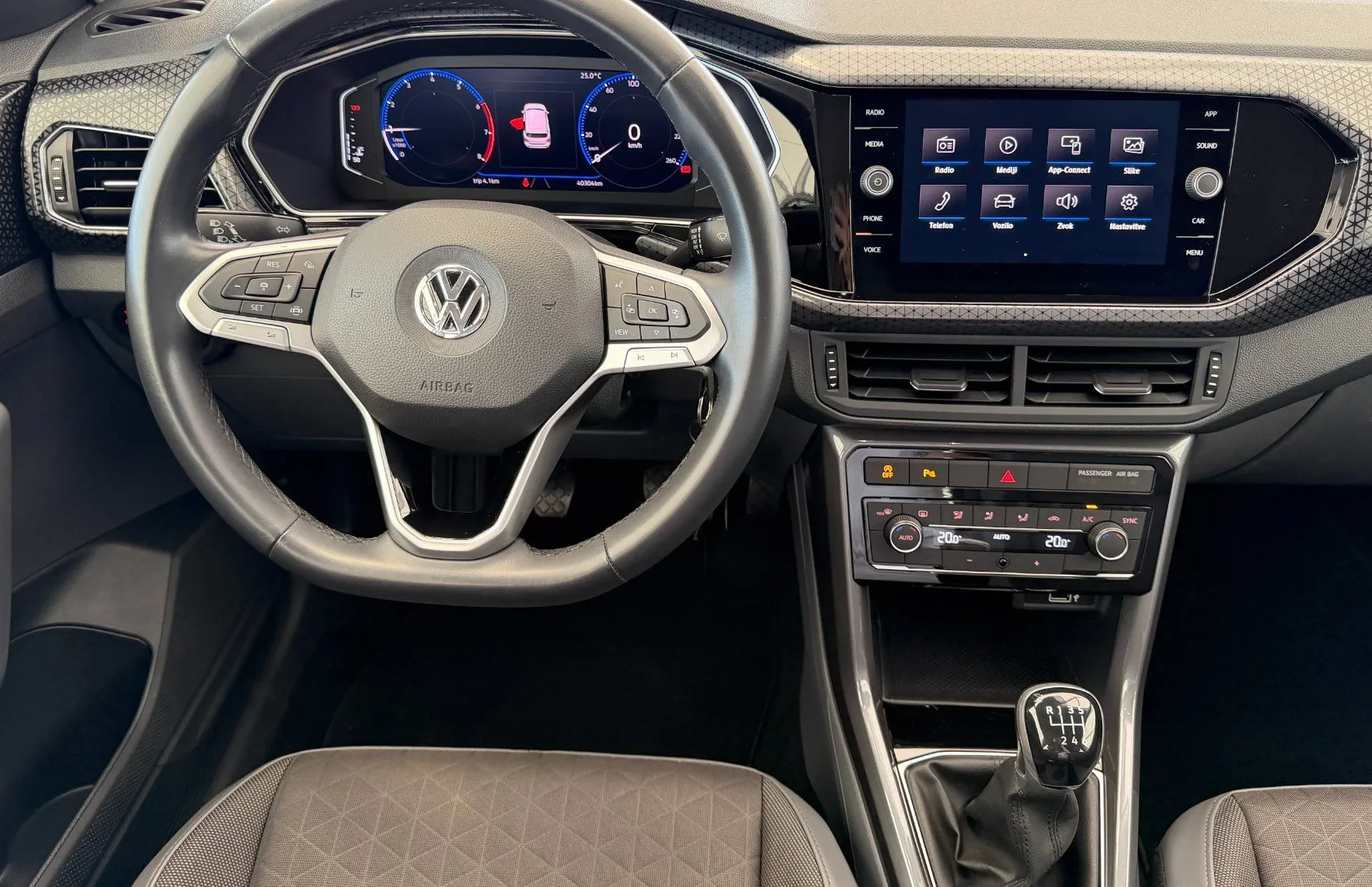 Zunanja slika - Volkswagen T-Cross - Style 1.0 TSI  SLO-1.LASTNIK KAMERA-LED ŽAROMETI - 7