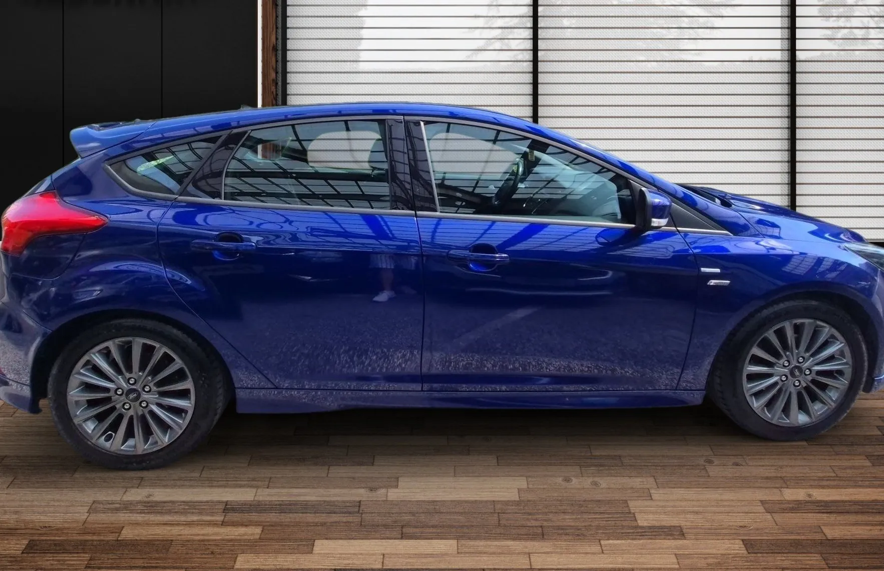 Zunanja slika - Ford Focus - ST-LINE 1.0 125PS M6-SLO-2.LAST-REDNO SERVISIRAN - 3