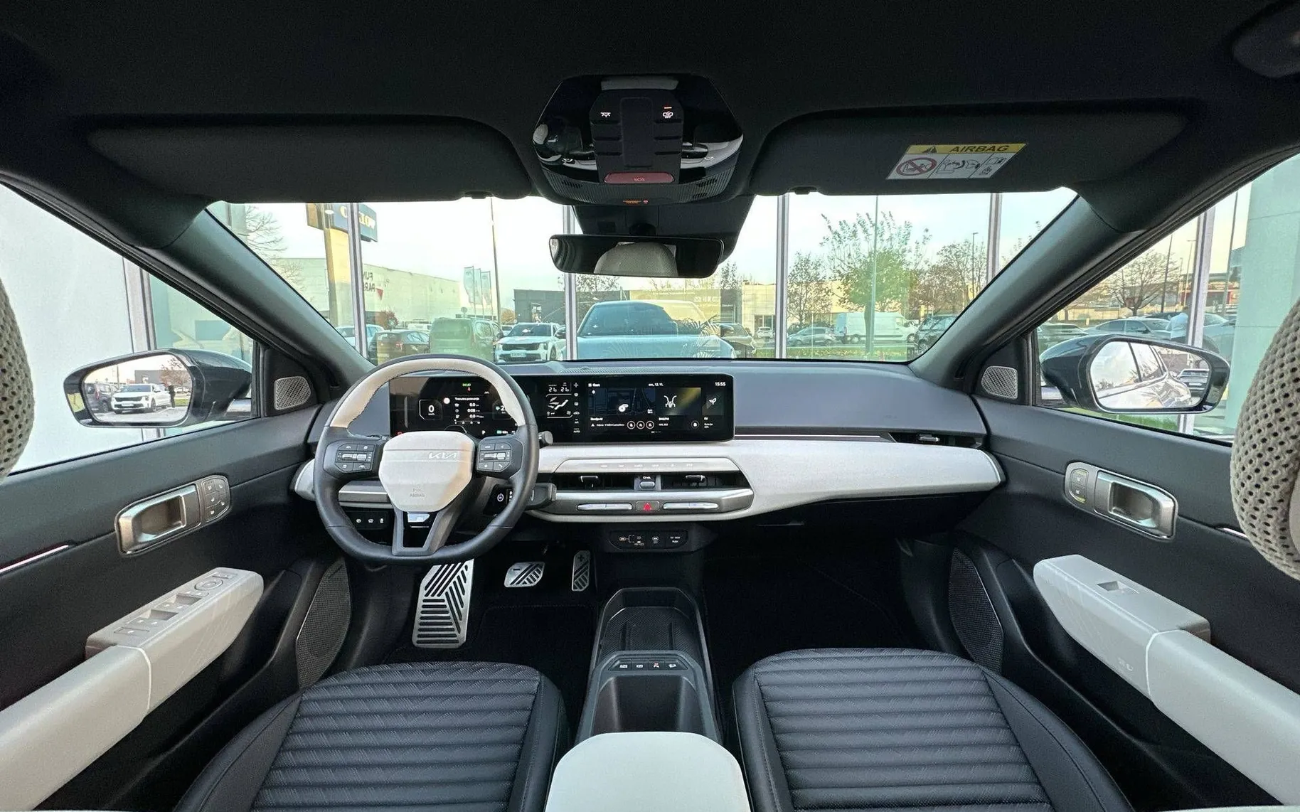Notranja slika - KIA EV4 - GT-LINE 81.4 kWh bat.. 150 kW  204 KM  ... - 20