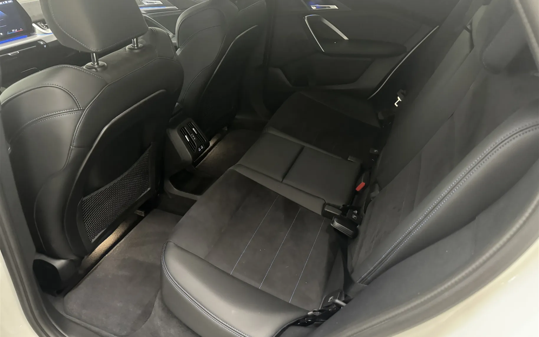 Zunanja slika - BMW iX - 2 eDrive20 - 7