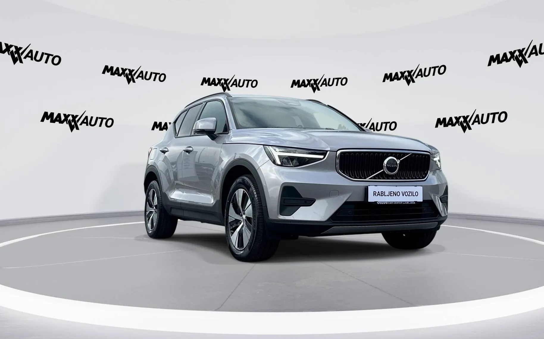 Zunanja slika - Volvo XC40 - B3P Core Avt. - 3