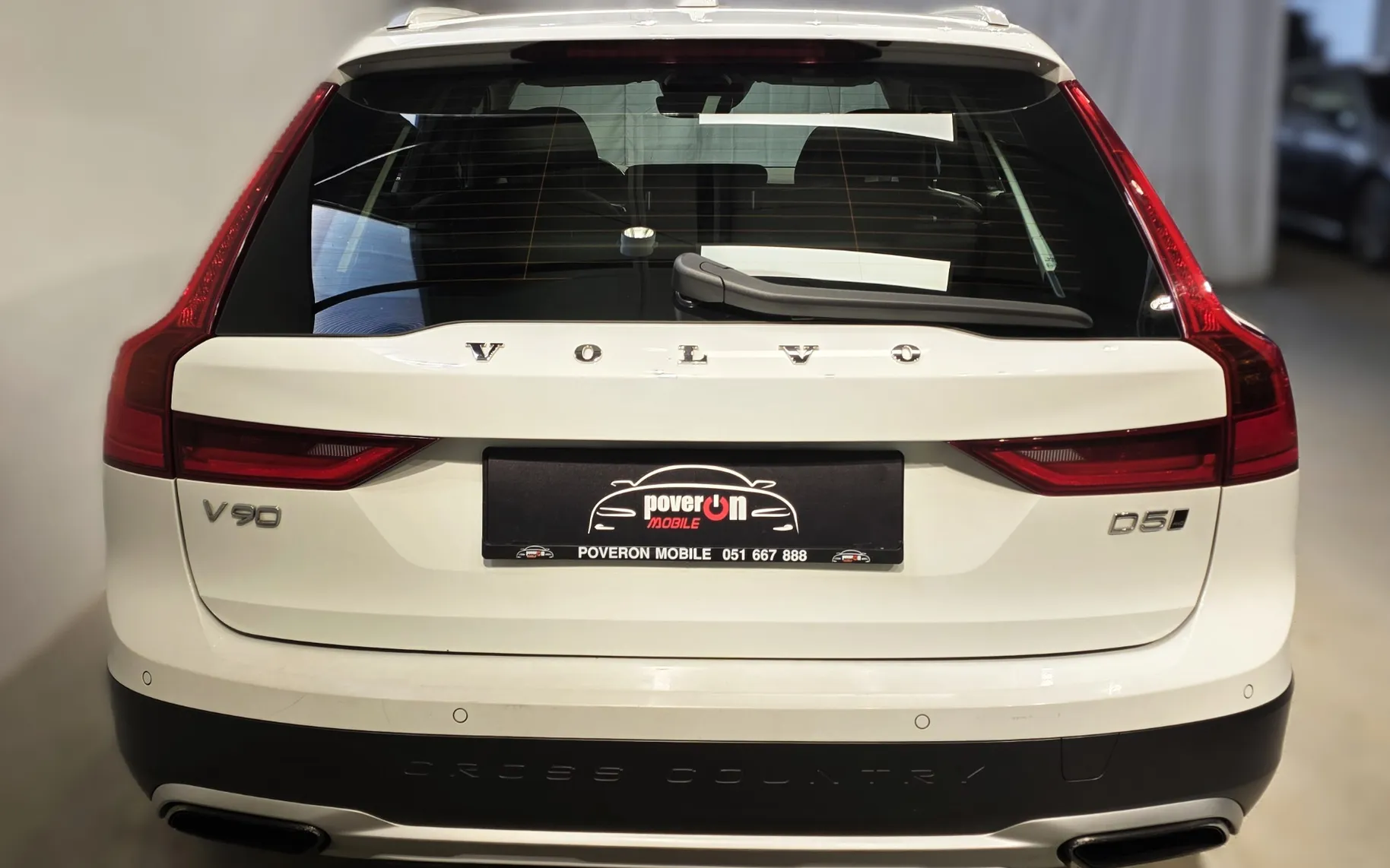 Zunanja slika - Volvo V90 - Cross Country D5 AWD Pro Avt. USNJE PANO ACC LANE LED - 4