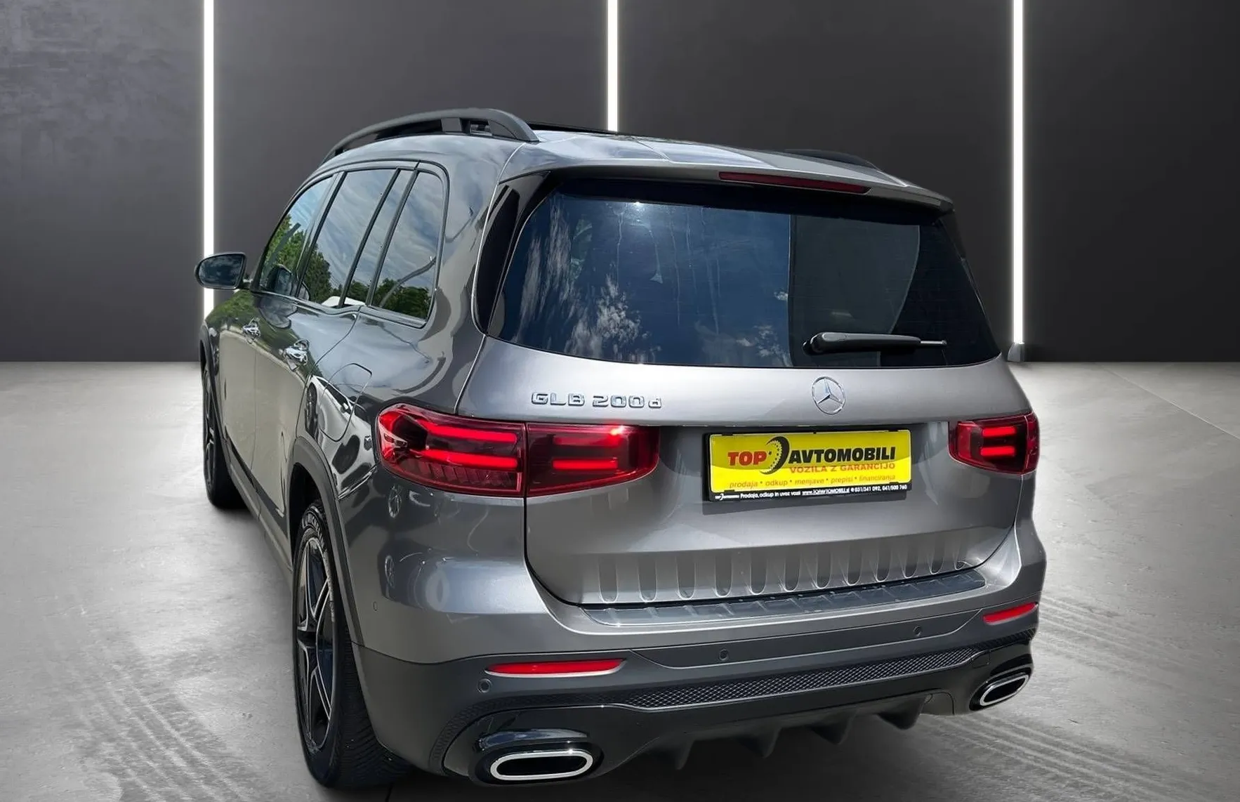 Zunanja slika - Mercedes-Benz GLB-Razred - GLB 200d AMG LINE FUL LED NAVI ACC AMBIENT VIRTU.. - 6