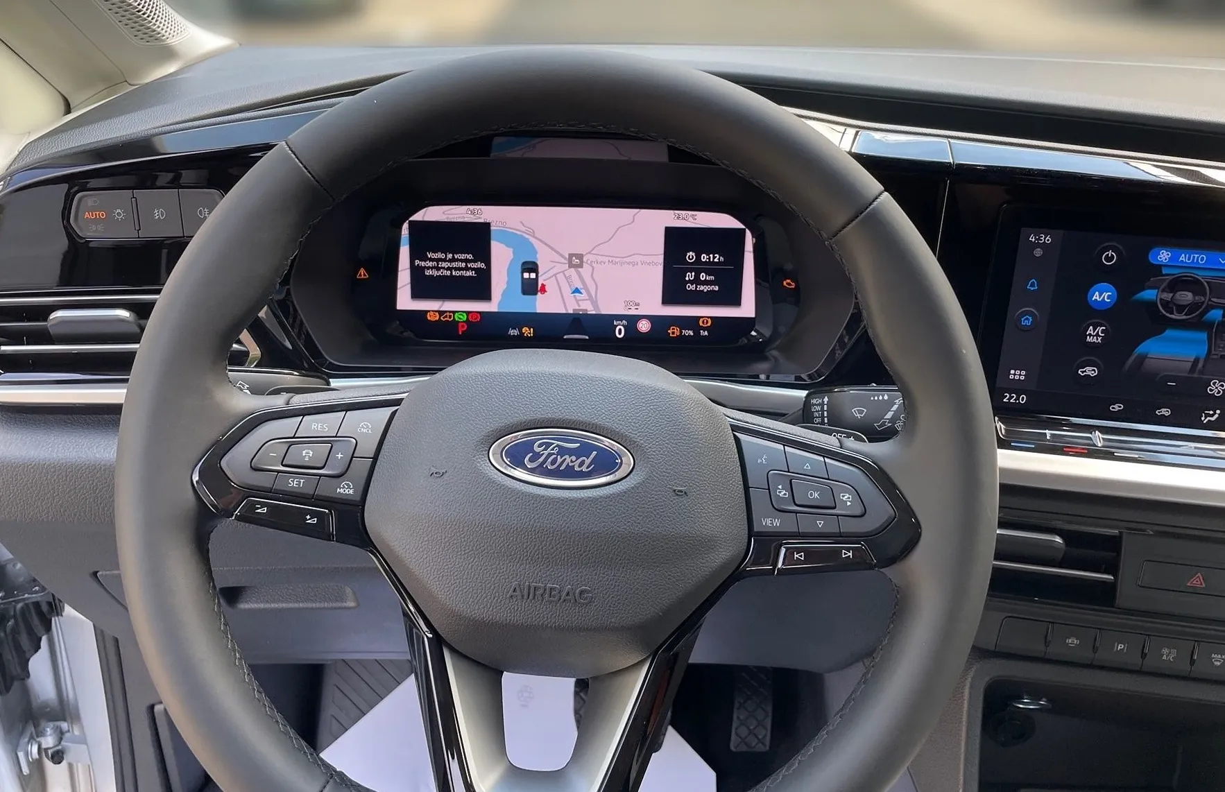 Zunanja slika - Ford Tourneo Connect - TITANIUM 1.5 EcoBoost 115KM A7 L2 7 SEDEŽI - 16