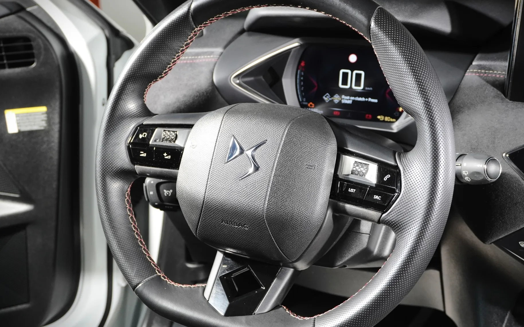 Zunanja slika - DS DS 3 - Crossback  Crossback 1,2L PureTech 100 BVM6 PERFORMANCE - 12