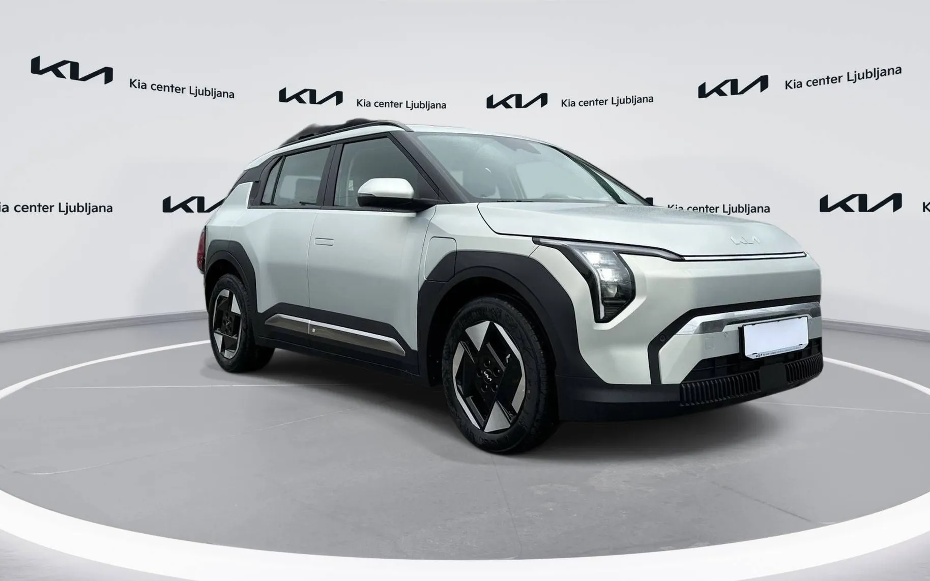 Zunanja slika - KIA EV3 - Sky 81.4 kWh baterija. doseg do 605km... - 3