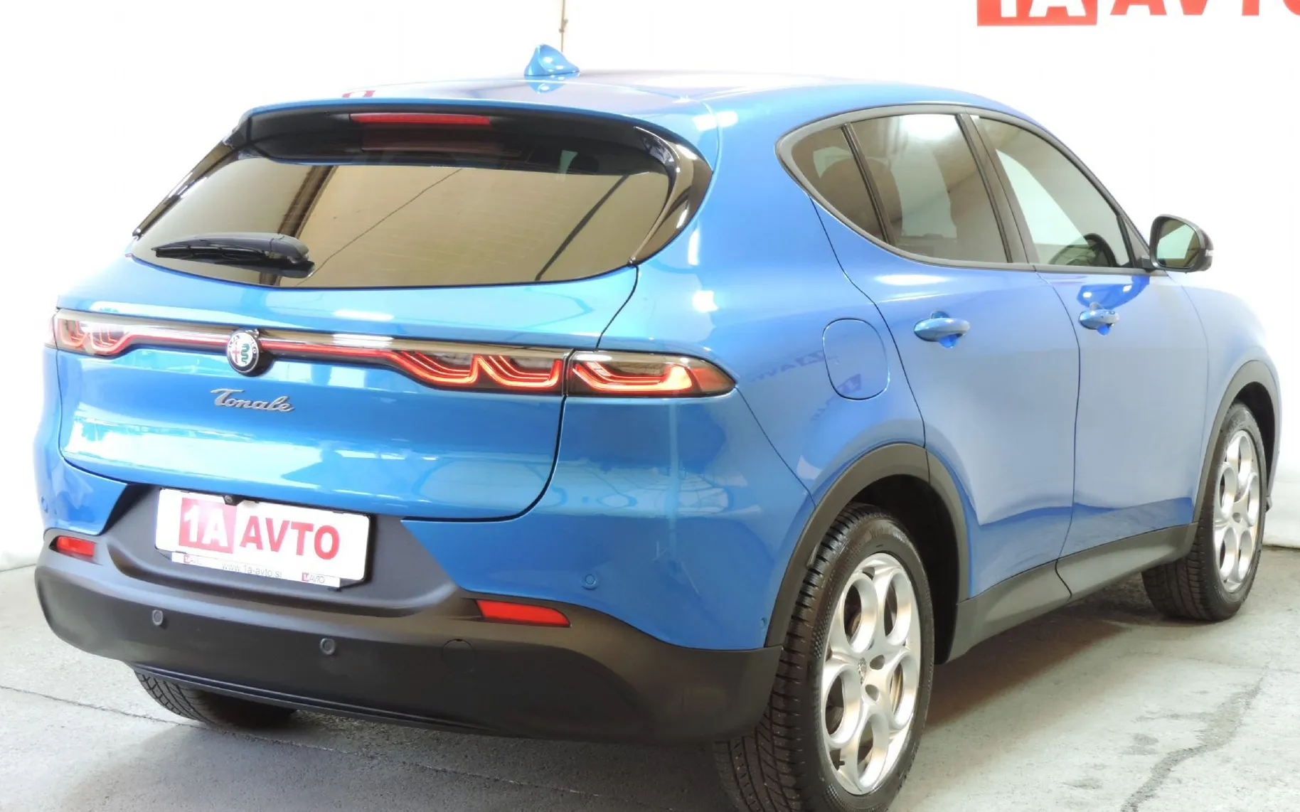 Zunanja slika - Alfa Romeo Tonale - 1.5 Hybrid DCT7 130 Sprint 360 KAMERE-USNJE-LED…. - 5