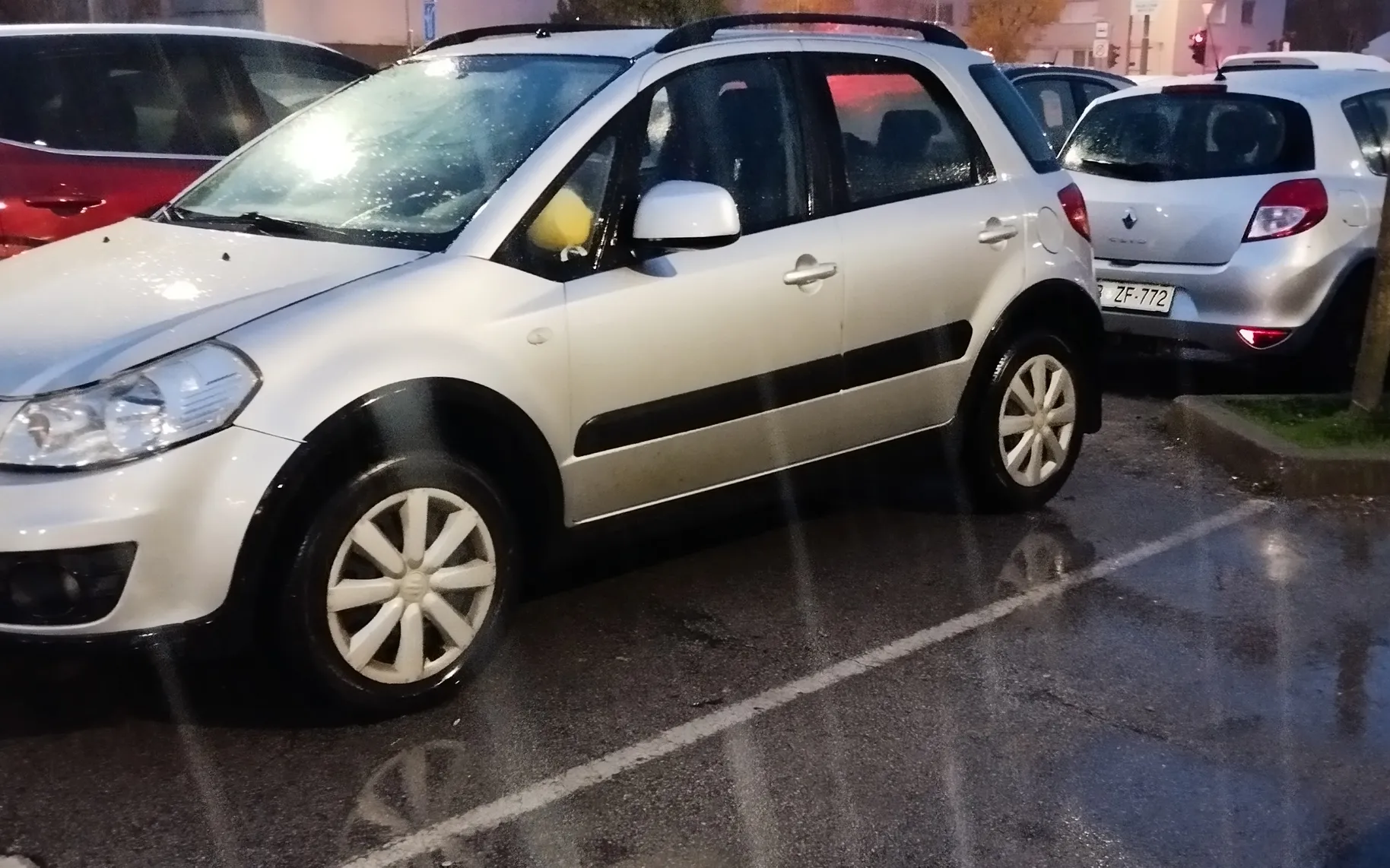 Zunanja slika - Suzuki SX4 - 4x4 1,6 Deluxe - 3