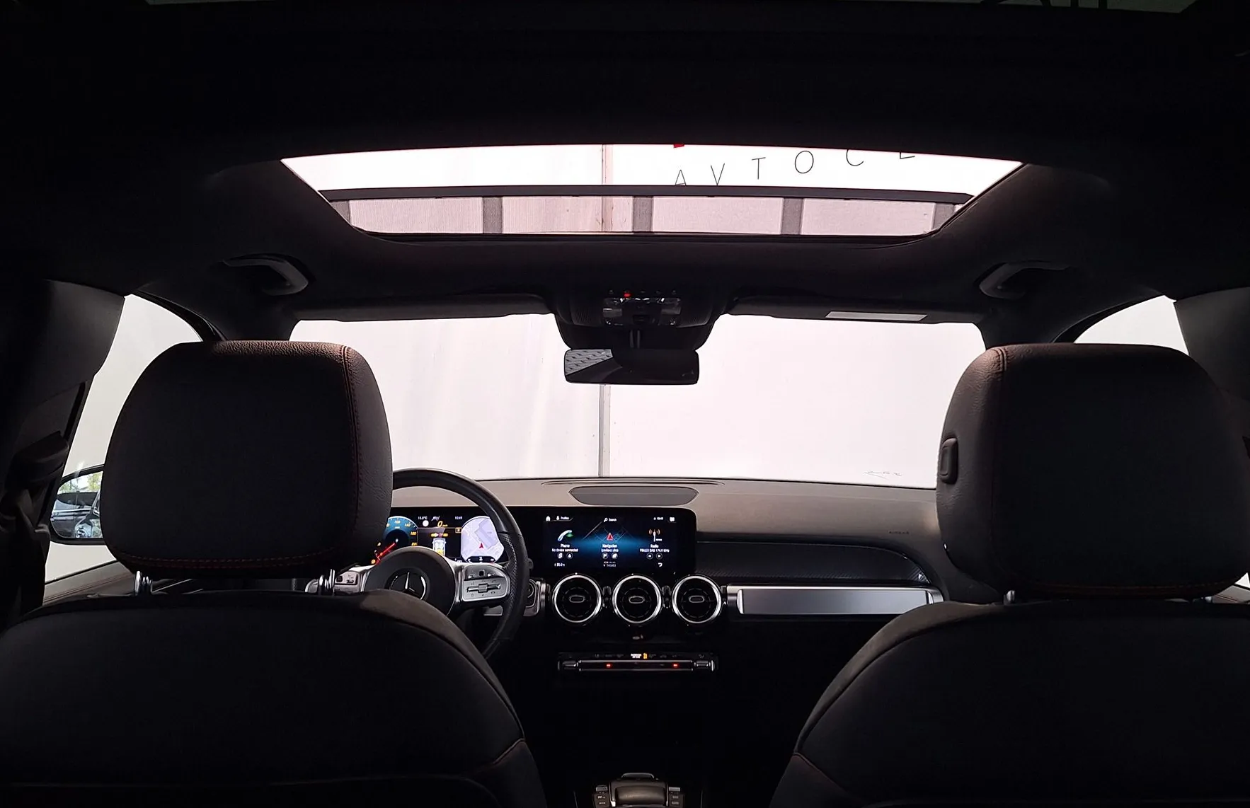 Zunanja slika - Mercedes-Benz GLB-Razred - 220d 4MATIC AMG•MULTIBEAM•MEMORY•PANORAMA•ACC• - 16