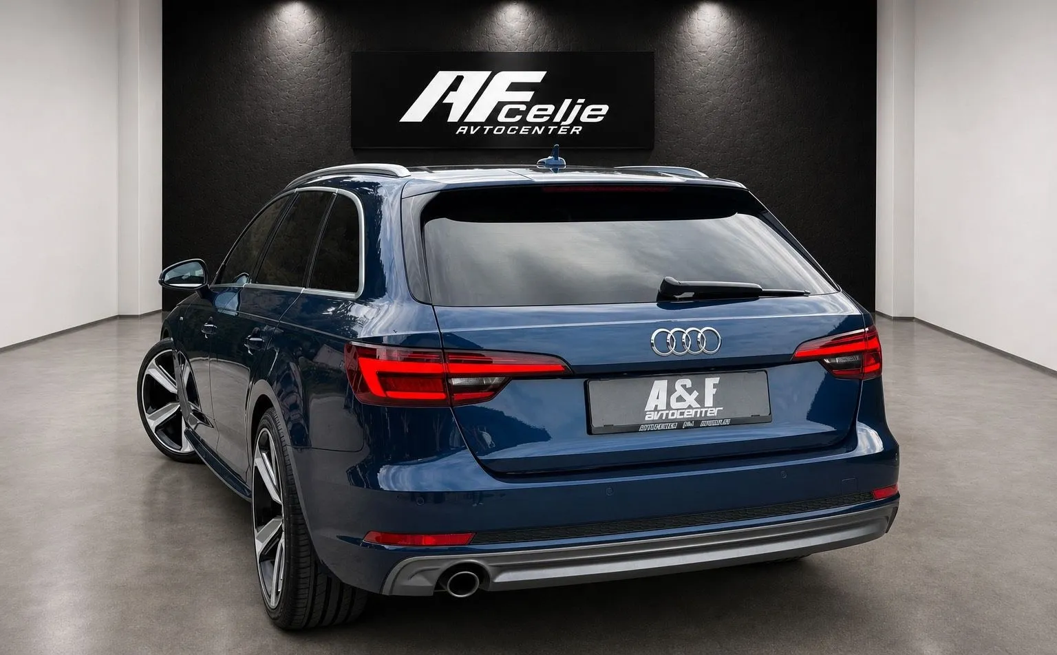 Notranja slika - Audi A4 Avant - 2.0 TDI - 7