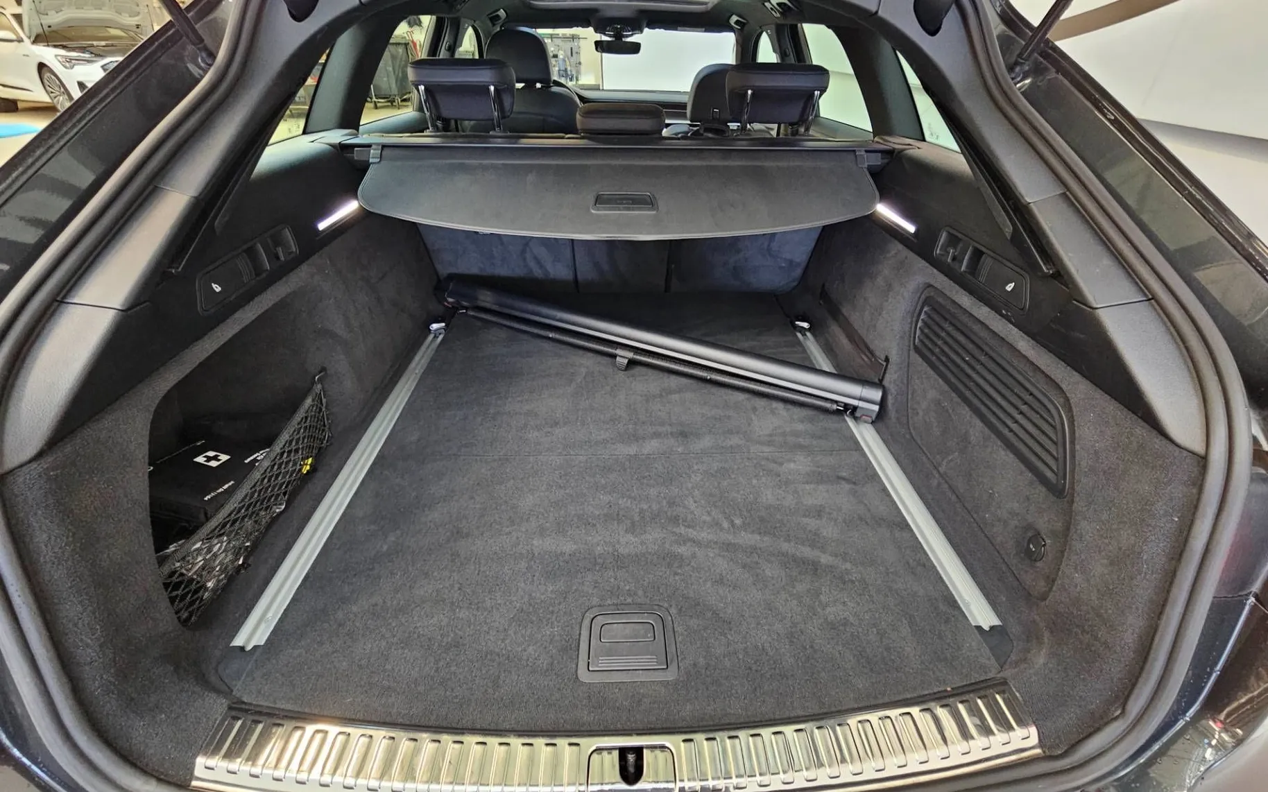 Notranja slika - Audi A6 Avant - 45 TFSI quattro S tronic - 10
