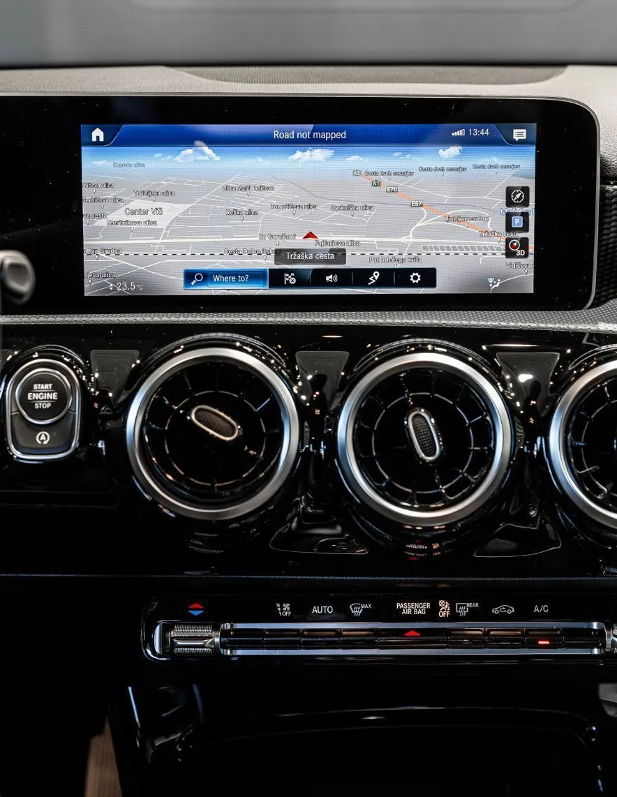 Zunanja slika - Mercedes-Benz A-Razred - VIRTUAL-RADAR-LED-USNJE-GRETJE SED-18COL - 16