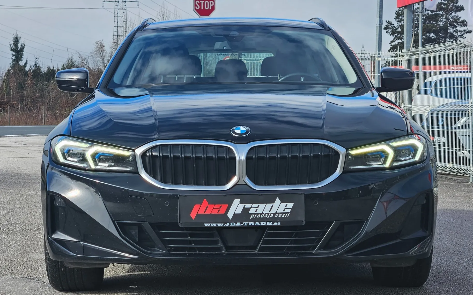 Zunanja slika - BMW Serija 3 - 318i Touring Avt.G21N - 3