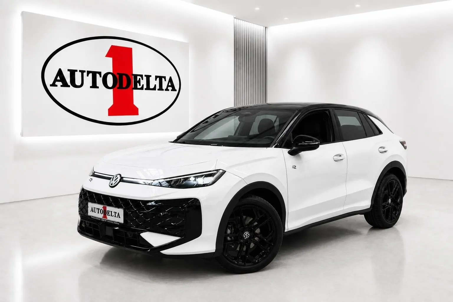 Zunanja slika - Volkswagen T-Roc - 1.5 eTSI R-Line DSG - 1