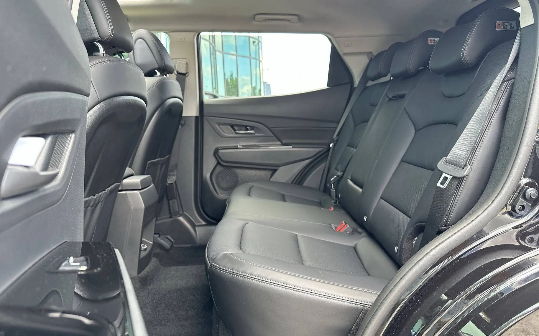 Notranja slika - KG Mobility Korando - 1.5 T-GDI Premium 4WD AT... - 11