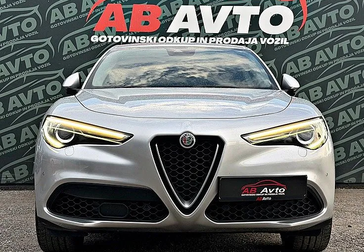 Zunanja slika - Alfa Romeo Stelvio - 2.2 Diesel 190 Super Avt. XENON+NAVI+KAMERA360+SLO - 2