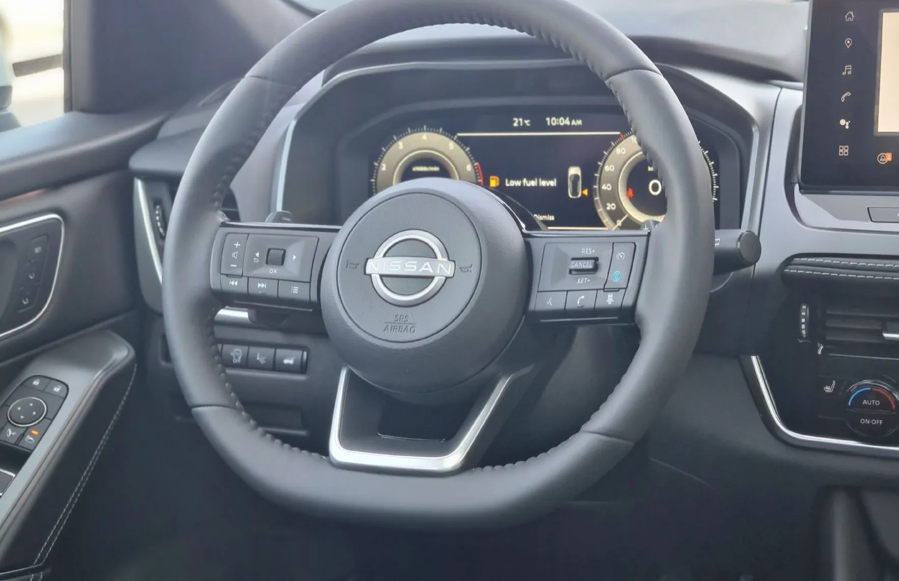 Zunanja slika - Nissan Qashqai - 1.3 DIG-T Mild Hyb.158 2WD X-Tron.TEKNA - 12