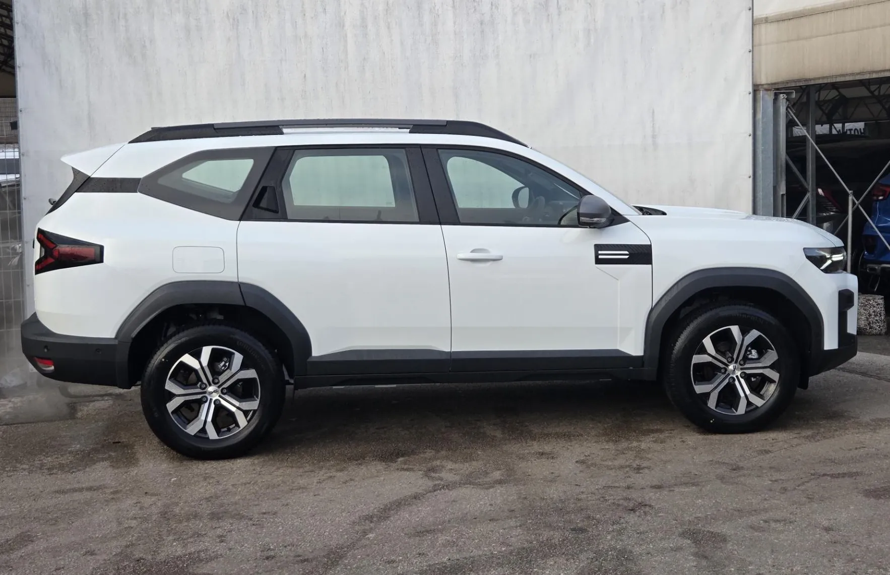 Zunanja slika - Dacia Bigster - 1.2MHEV-G140 Expression+Paket Easy+Vinjeta - 3