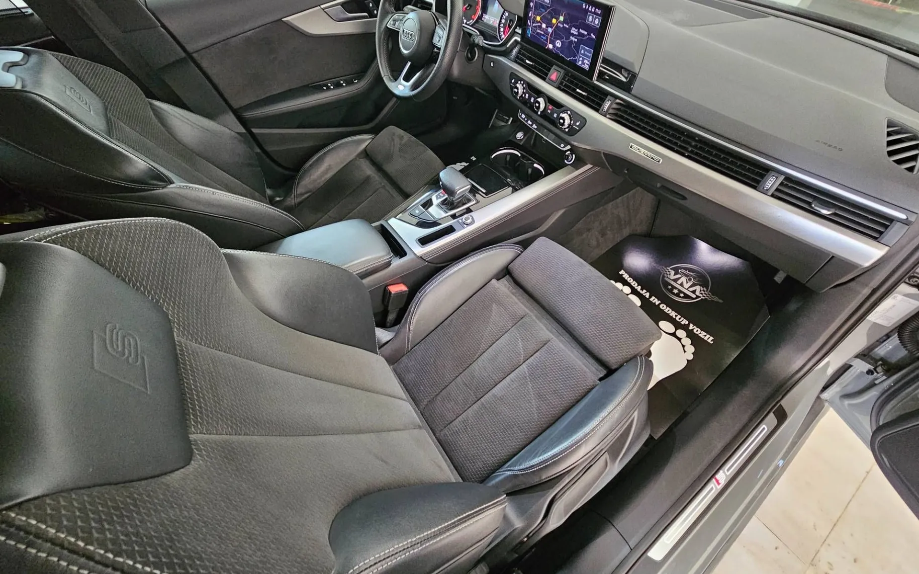 Notranja slika - Audi A4 Avant - quattro 45 TFSI S-LINE |EDITION-ONE|NARDO|ALU18| - 9