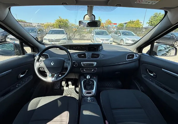 Zunanja slika - Renault Scénic - Scenic dCi 110 Limited Edition - XENON - VELIK SERVIS - - 10