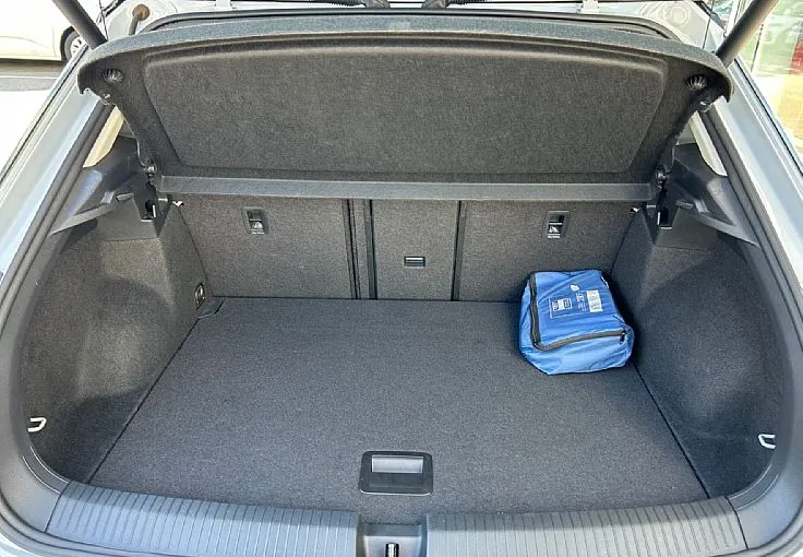 Zunanja slika - Volkswagen T-Roc - 1.0 TSI BMT Style - Odličen - 12